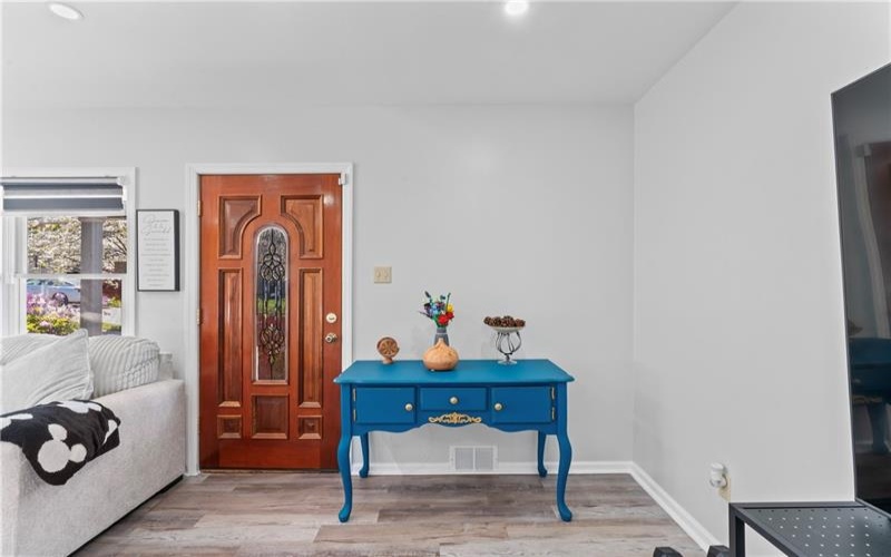 400 Michigan Ave, Jeannette, 15644, 3 Bedrooms Bedrooms, ,2.1 BathroomsBathrooms,Residential,For Sale,Michigan Ave,1699182