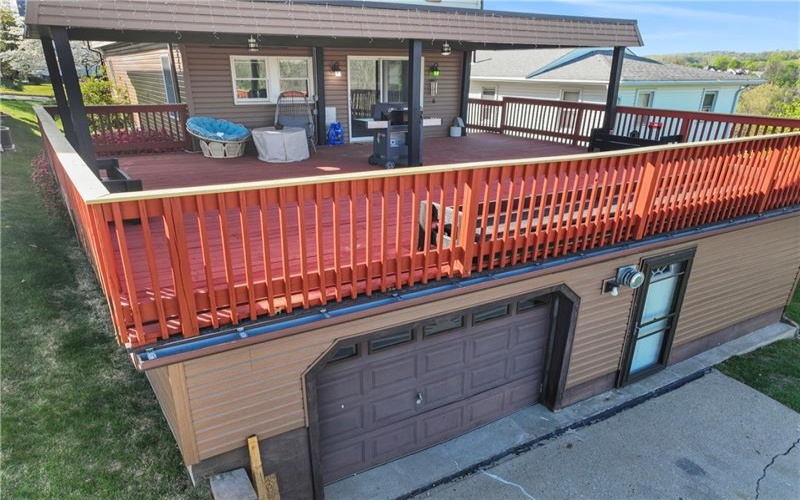 400 Michigan Ave, Jeannette, 15644, 3 Bedrooms Bedrooms, ,2.1 BathroomsBathrooms,Residential,For Sale,Michigan Ave,1699182