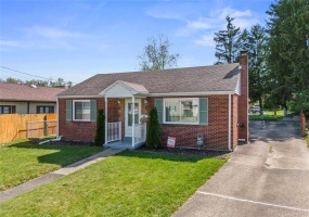 529 Pennsylvania Blvd, Jeannette, 15644, 2 Bedrooms Bedrooms, 4 Rooms Rooms,1 BathroomBathrooms,Residential,For Sale,Pennsylvania Blvd,1699210