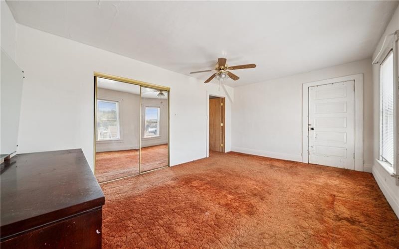 920 3rd St, Jeannette, 15644, 4 Bedrooms Bedrooms, 8 Rooms Rooms,1.1 BathroomsBathrooms,Residential,For Sale,3rd St,1698893