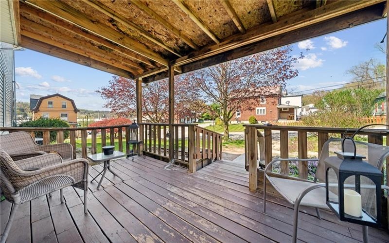 920 3rd St, Jeannette, 15644, 4 Bedrooms Bedrooms, 8 Rooms Rooms,1.1 BathroomsBathrooms,Residential,For Sale,3rd St,1698893