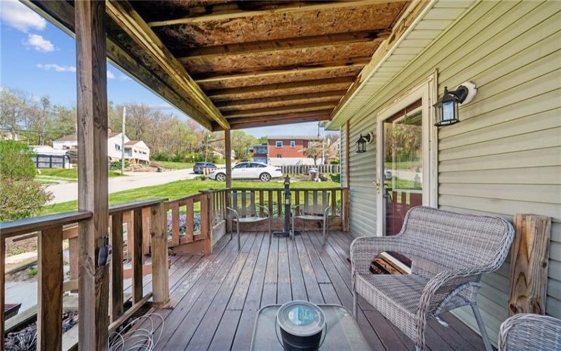 920 3rd St, Jeannette, 15644, 4 Bedrooms Bedrooms, 8 Rooms Rooms,1.1 BathroomsBathrooms,Residential,For Sale,3rd St,1698893