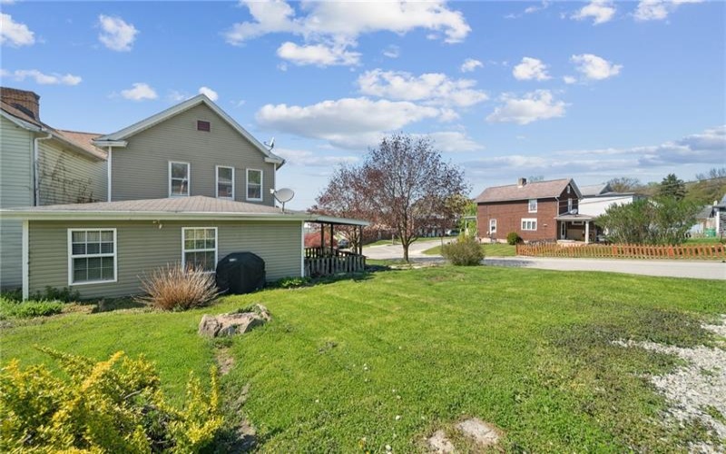 920 3rd St, Jeannette, 15644, 4 Bedrooms Bedrooms, 8 Rooms Rooms,1.1 BathroomsBathrooms,Residential,For Sale,3rd St,1698893