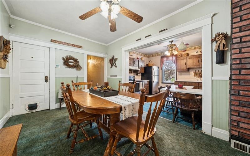 920 3rd St, Jeannette, 15644, 4 Bedrooms Bedrooms, 8 Rooms Rooms,1.1 BathroomsBathrooms,Residential,For Sale,3rd St,1698893