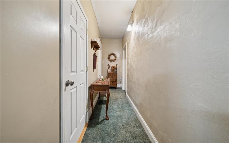 920 3rd St, Jeannette, 15644, 4 Bedrooms Bedrooms, 8 Rooms Rooms,1.1 BathroomsBathrooms,Residential,For Sale,3rd St,1698893