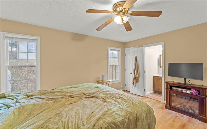 297 Rainey Rd, Eighty Four, 15330, 3 Bedrooms Bedrooms, 7 Rooms Rooms,2 BathroomsBathrooms,Residential,For Sale,Rainey Rd,1698975