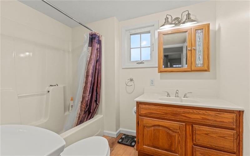 297 Rainey Rd, Eighty Four, 15330, 3 Bedrooms Bedrooms, 7 Rooms Rooms,2 BathroomsBathrooms,Residential,For Sale,Rainey Rd,1698975