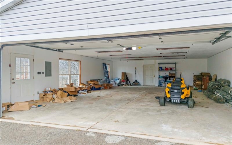 297 Rainey Rd, Eighty Four, 15330, 3 Bedrooms Bedrooms, 7 Rooms Rooms,2 BathroomsBathrooms,Residential,For Sale,Rainey Rd,1698975