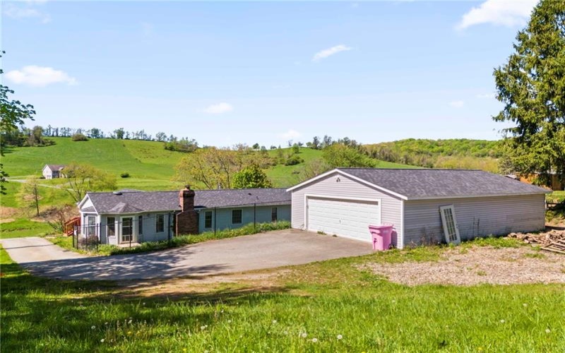 297 Rainey Rd, Eighty Four, 15330, 3 Bedrooms Bedrooms, 7 Rooms Rooms,2 BathroomsBathrooms,Residential,For Sale,Rainey Rd,1698975