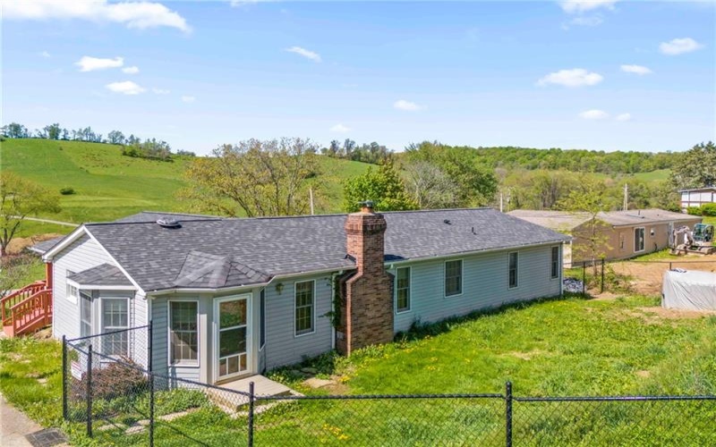297 Rainey Rd, Eighty Four, 15330, 3 Bedrooms Bedrooms, 7 Rooms Rooms,2 BathroomsBathrooms,Residential,For Sale,Rainey Rd,1698975