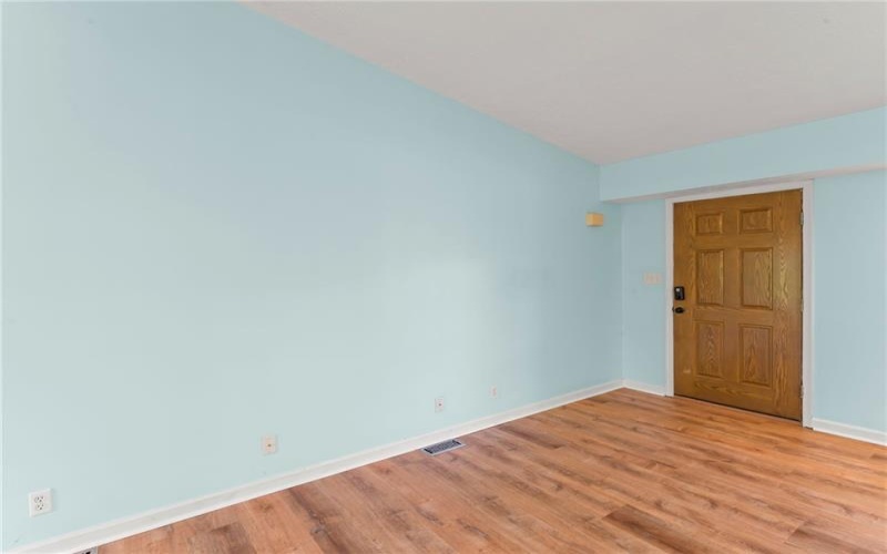 297 Rainey Rd, Eighty Four, 15330, 3 Bedrooms Bedrooms, 7 Rooms Rooms,2 BathroomsBathrooms,Residential,For Sale,Rainey Rd,1698975