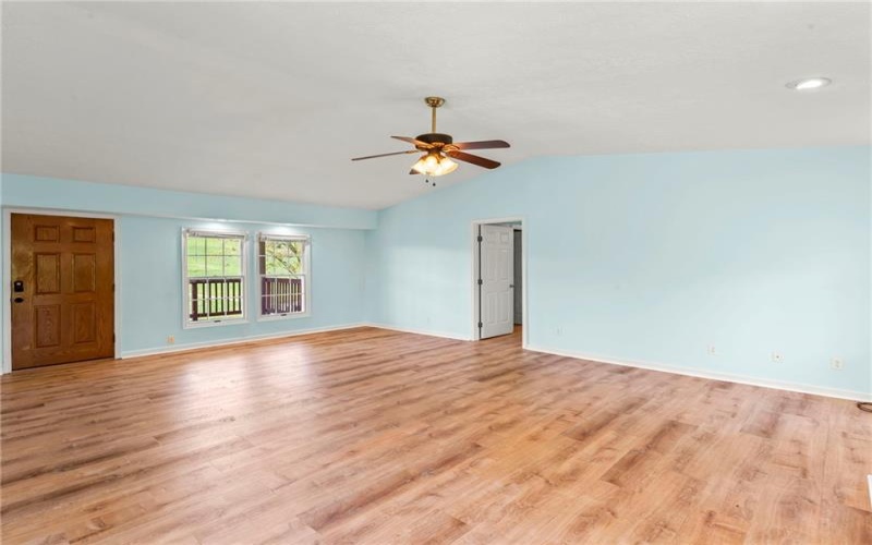 297 Rainey Rd, Eighty Four, 15330, 3 Bedrooms Bedrooms, 7 Rooms Rooms,2 BathroomsBathrooms,Residential,For Sale,Rainey Rd,1698975