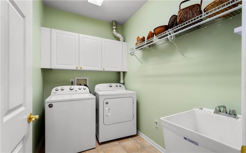 1204 St. Andrews Drive, Washington, 15301, 3 Bedrooms Bedrooms, 8 Rooms Rooms,2.1 BathroomsBathrooms,Residential,For Sale,St. Andrews Drive,1699141
