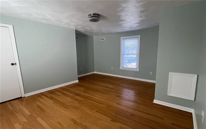 59 LEBANON AVENUE, Uniontown, 15401, 4 Bedrooms Bedrooms, 8 Rooms Rooms,2 BathroomsBathrooms,Residential,For Sale,LEBANON AVENUE,1699244