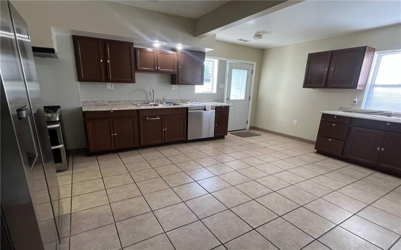 59 LEBANON AVENUE, Uniontown, 15401, 4 Bedrooms Bedrooms, 8 Rooms Rooms,2 BathroomsBathrooms,Residential,For Sale,LEBANON AVENUE,1699244