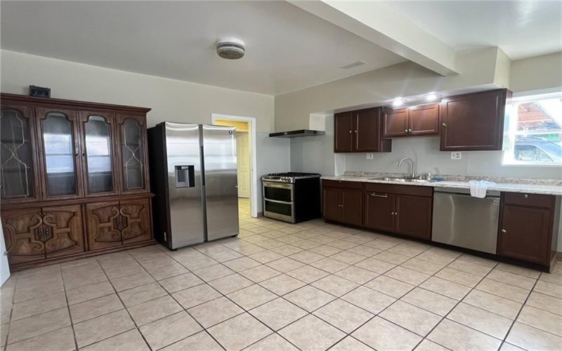 59 LEBANON AVENUE, Uniontown, 15401, 4 Bedrooms Bedrooms, 8 Rooms Rooms,2 BathroomsBathrooms,Residential,For Sale,LEBANON AVENUE,1699244