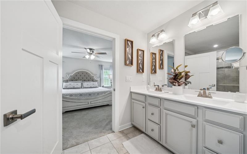 406 Spruce Lane, Houston, 15342, 3 Bedrooms Bedrooms, 9 Rooms Rooms,2.1 BathroomsBathrooms,Residential,For Sale,Spruce Lane,1699266