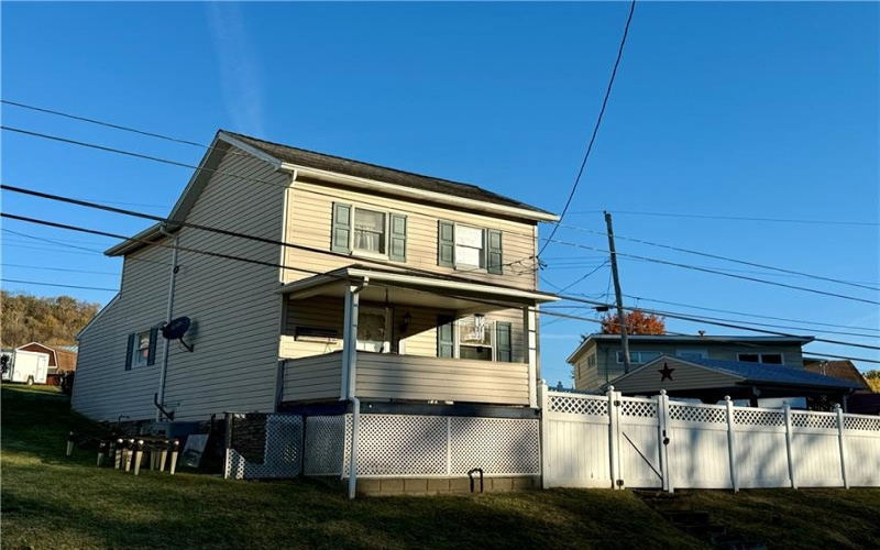 217 Vernon Dr, West Newton, 15089, 2 Bedrooms Bedrooms, 6 Rooms Rooms,1.1 BathroomsBathrooms,Residential,For Sale,Vernon Dr,1677889