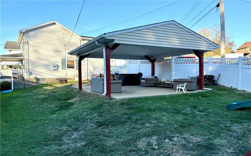 217 Vernon Dr, West Newton, 15089, 2 Bedrooms Bedrooms, 6 Rooms Rooms,1.1 BathroomsBathrooms,Residential,For Sale,Vernon Dr,1677889