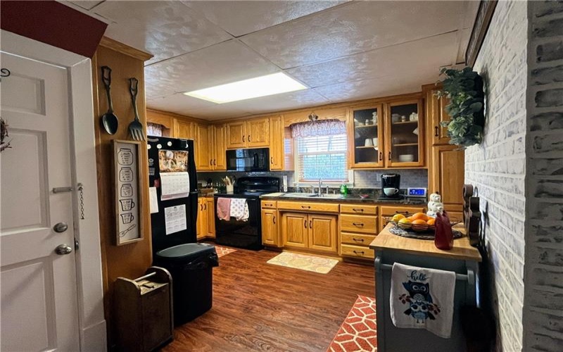 121 Franklin Ave, Uniontown, 15401, 3 Bedrooms Bedrooms, 7 Rooms Rooms,1.1 BathroomsBathrooms,Residential,For Sale,Franklin Ave,1694212