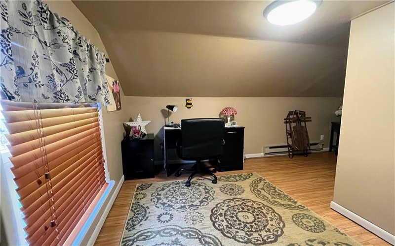 121 Franklin Ave, Uniontown, 15401, 3 Bedrooms Bedrooms, 7 Rooms Rooms,1.1 BathroomsBathrooms,Residential,For Sale,Franklin Ave,1694212