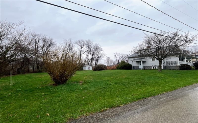 121 Franklin Ave, Uniontown, 15401, 3 Bedrooms Bedrooms, 7 Rooms Rooms,1.1 BathroomsBathrooms,Residential,For Sale,Franklin Ave,1694212
