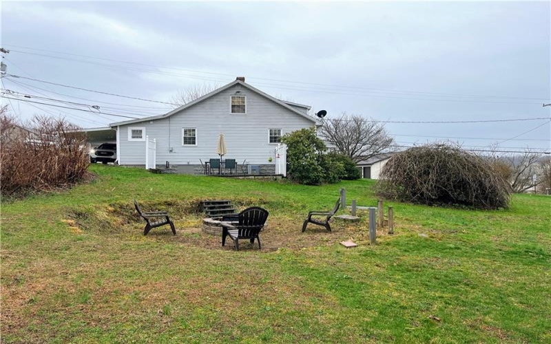 121 Franklin Ave, Uniontown, 15401, 3 Bedrooms Bedrooms, 7 Rooms Rooms,1.1 BathroomsBathrooms,Residential,For Sale,Franklin Ave,1694212