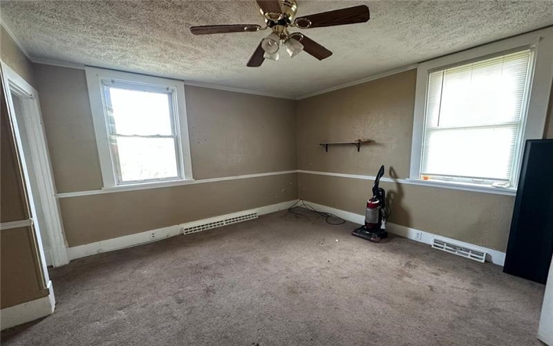 412 Forest St, Monessen, 15062, 1 Bedroom Bedrooms, 1 Room Rooms,2 BathroomsBathrooms,Residential,For Sale,Forest St,1699158