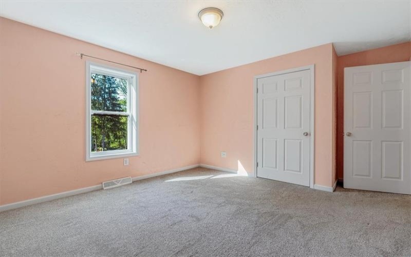 113 Saunders Station Rd, Trafford, 15085, 3 Bedrooms Bedrooms, 8 Rooms Rooms,3 BathroomsBathrooms,Residential,For Sale,Saunders Station Rd,1699187