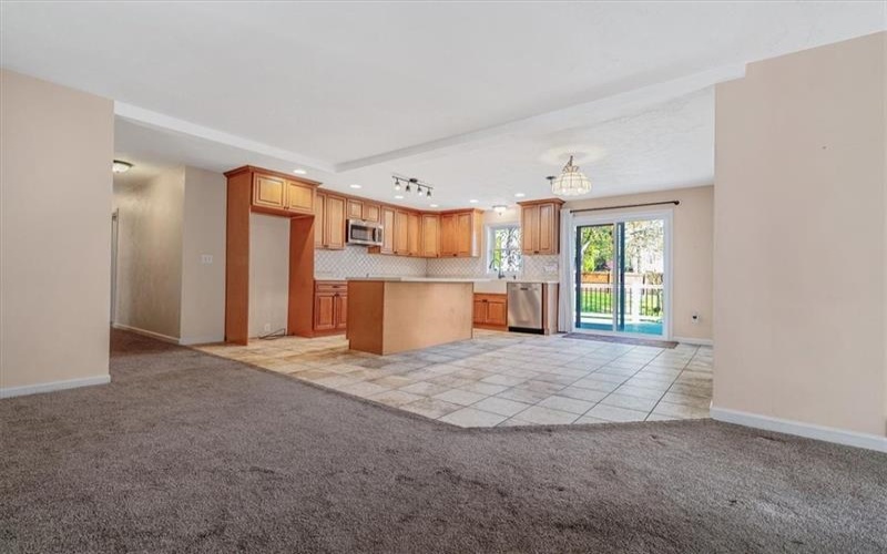 113 Saunders Station Rd, Trafford, 15085, 3 Bedrooms Bedrooms, 8 Rooms Rooms,3 BathroomsBathrooms,Residential,For Sale,Saunders Station Rd,1699187