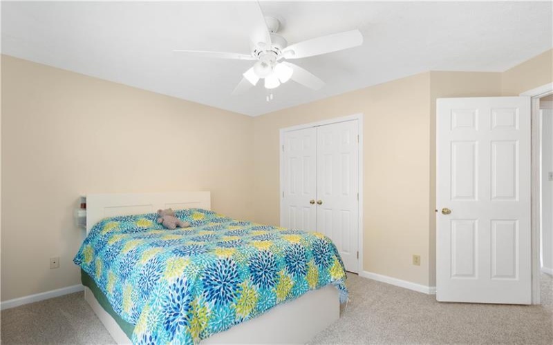 114 Vista Dr, Canonsburg, 15317, 4 Bedrooms Bedrooms, 9 Rooms Rooms,2.1 BathroomsBathrooms,Residential,For Sale,Vista Dr,1699233