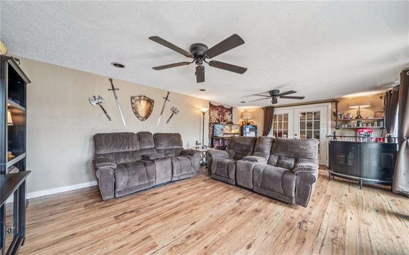 375 Wilson St, Derry, 15627, 3 Bedrooms Bedrooms, 9 Rooms Rooms,2.2 BathroomsBathrooms,Residential,For Sale,Wilson St,1699241