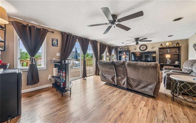 375 Wilson St, Derry, 15627, 3 Bedrooms Bedrooms, 9 Rooms Rooms,2.2 BathroomsBathrooms,Residential,For Sale,Wilson St,1699241