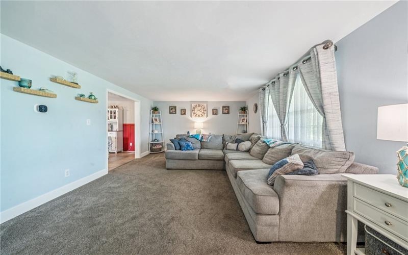 375 Wilson St, Derry, 15627, 3 Bedrooms Bedrooms, 9 Rooms Rooms,2.2 BathroomsBathrooms,Residential,For Sale,Wilson St,1699241