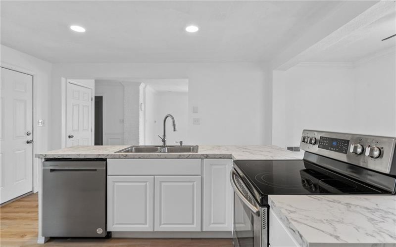 109 White St, Bentleyville, 15314, 3 Bedrooms Bedrooms, ,1 BathroomBathrooms,Residential,For Sale,White St,1699305