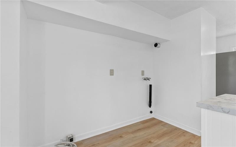 109 White St, Bentleyville, 15314, 3 Bedrooms Bedrooms, ,1 BathroomBathrooms,Residential,For Sale,White St,1699305