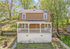 109 White St, Bentleyville, 15314, 3 Bedrooms Bedrooms, ,1 BathroomBathrooms,Residential,For Sale,White St,1699305