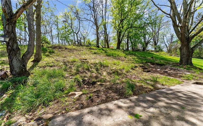109 White St, Bentleyville, 15314, 3 Bedrooms Bedrooms, ,1 BathroomBathrooms,Residential,For Sale,White St,1699305