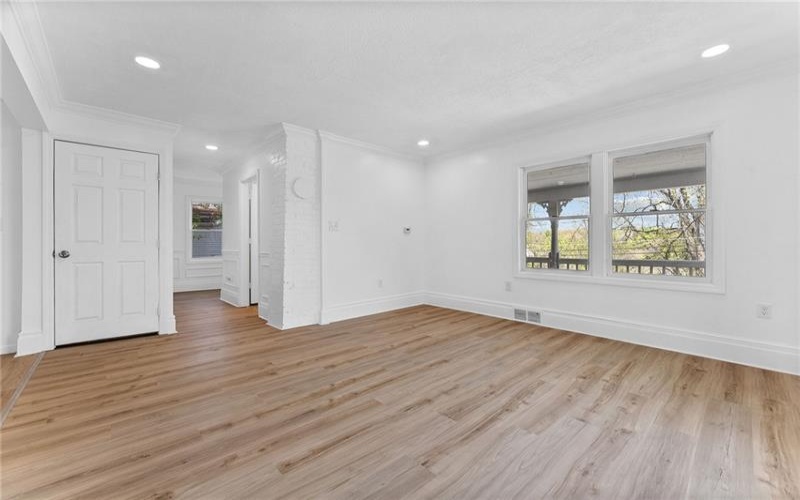 109 White St, Bentleyville, 15314, 3 Bedrooms Bedrooms, ,1 BathroomBathrooms,Residential,For Sale,White St,1699305