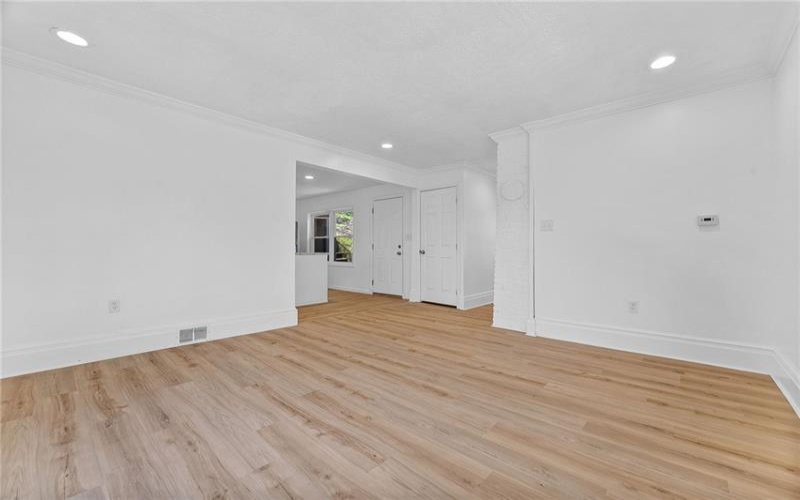 109 White St, Bentleyville, 15314, 3 Bedrooms Bedrooms, ,1 BathroomBathrooms,Residential,For Sale,White St,1699305