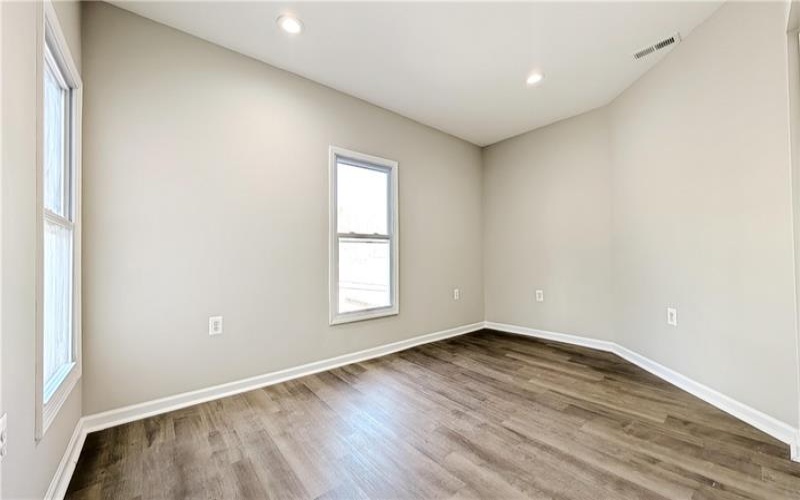 122 Elm St, Canonsburg, 15317, 4 Bedrooms Bedrooms, ,3 BathroomsBathrooms,Lease,For Sale,Elm St,1699321