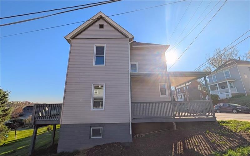 122 Elm St, Canonsburg, 15317, 4 Bedrooms Bedrooms, ,3 BathroomsBathrooms,Lease,For Sale,Elm St,1699321