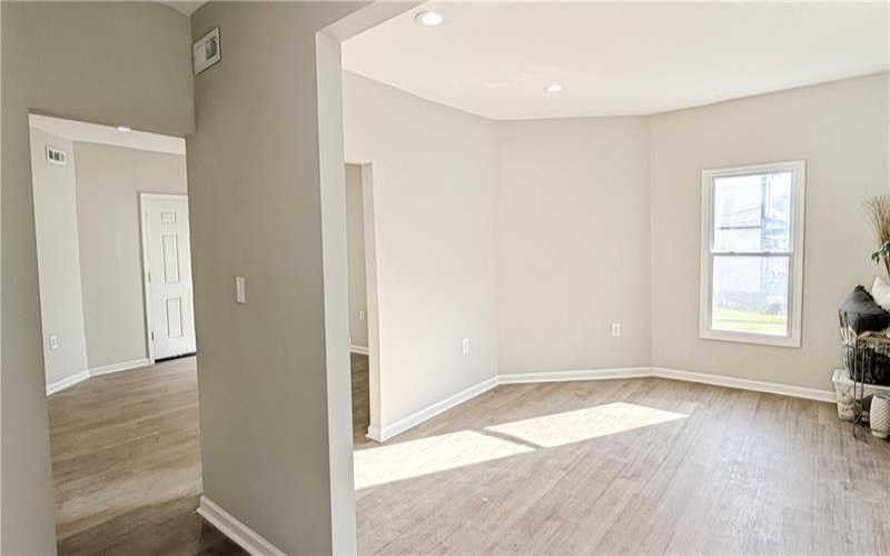 122 Elm St, Canonsburg, 15317, 4 Bedrooms Bedrooms, ,3 BathroomsBathrooms,Lease,For Sale,Elm St,1699321