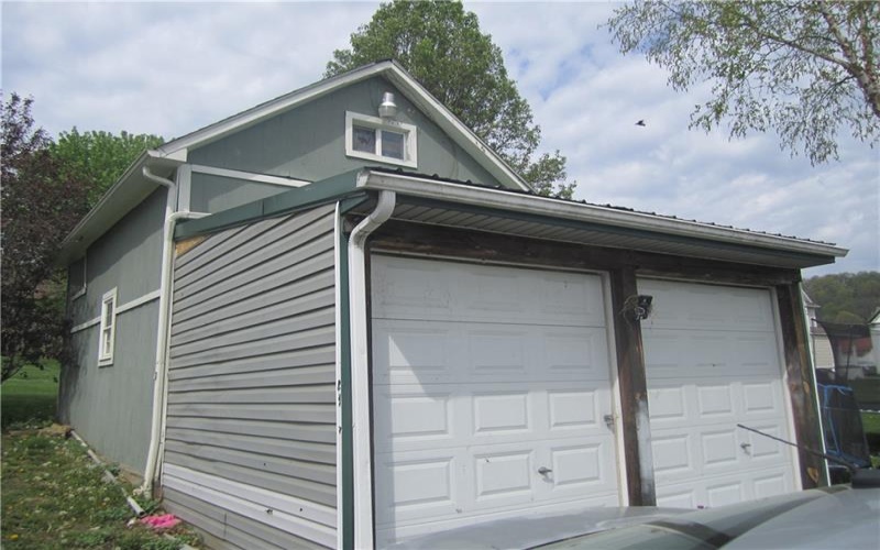 120 SECOND ST, ROGERSVILLE, 15359, 3 Bedrooms Bedrooms, 8 Rooms Rooms,1 BathroomBathrooms,Residential,For Sale,SECOND ST,1699332