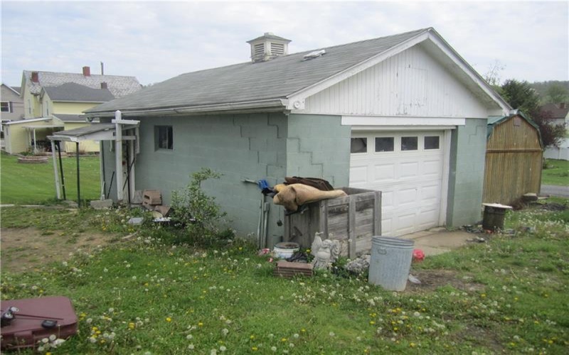 120 SECOND ST, ROGERSVILLE, 15359, 3 Bedrooms Bedrooms, 8 Rooms Rooms,1 BathroomBathrooms,Residential,For Sale,SECOND ST,1699332