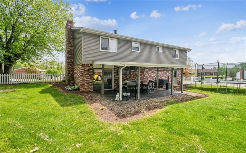 1 Fitch Ln, Greensburg, 15601, 3 Bedrooms Bedrooms, 9 Rooms Rooms,1.1 BathroomsBathrooms,Residential,For Sale,Fitch Ln,1699341