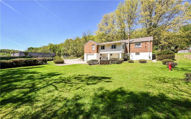 310 14th Street, Jeannette, 15644, 2 Bedrooms Bedrooms, 8 Rooms Rooms,1.2 BathroomsBathrooms,Residential,For Sale,14th Street,1699342