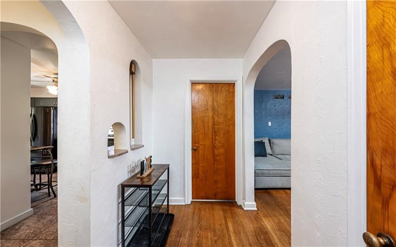 310 14th Street, Jeannette, 15644, 2 Bedrooms Bedrooms, 8 Rooms Rooms,1.2 BathroomsBathrooms,Residential,For Sale,14th Street,1699342