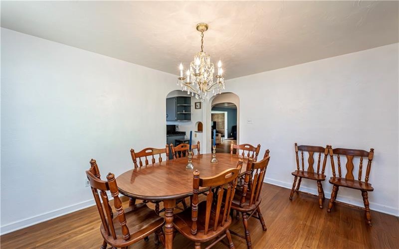 310 14th Street, Jeannette, 15644, 2 Bedrooms Bedrooms, 8 Rooms Rooms,1.2 BathroomsBathrooms,Residential,For Sale,14th Street,1699342