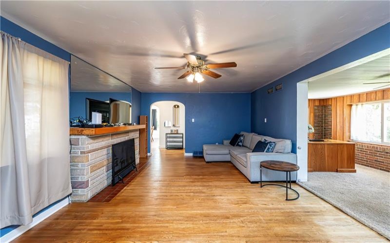 310 14th Street, Jeannette, 15644, 2 Bedrooms Bedrooms, 8 Rooms Rooms,1.2 BathroomsBathrooms,Residential,For Sale,14th Street,1699342